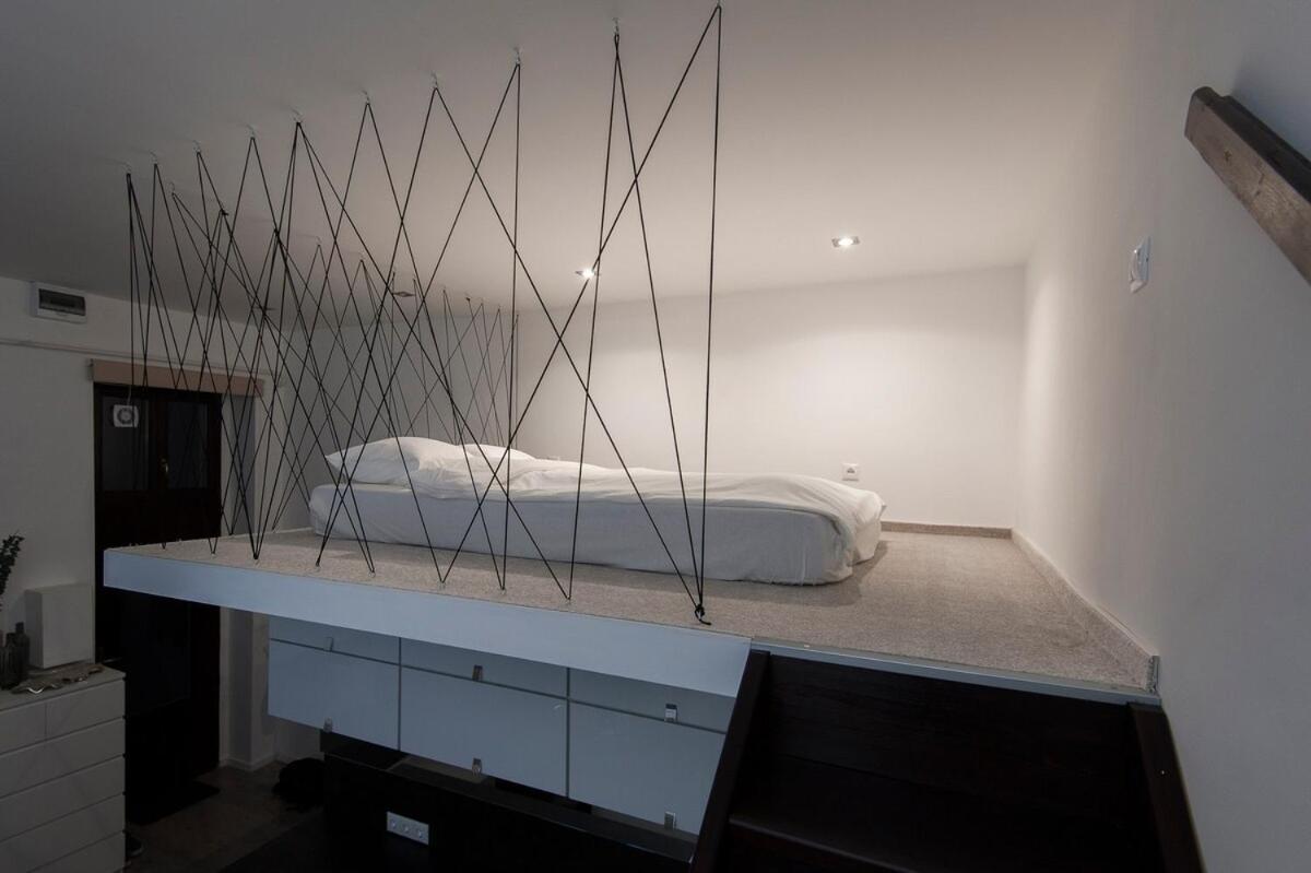 Apartment R76a With Ac *