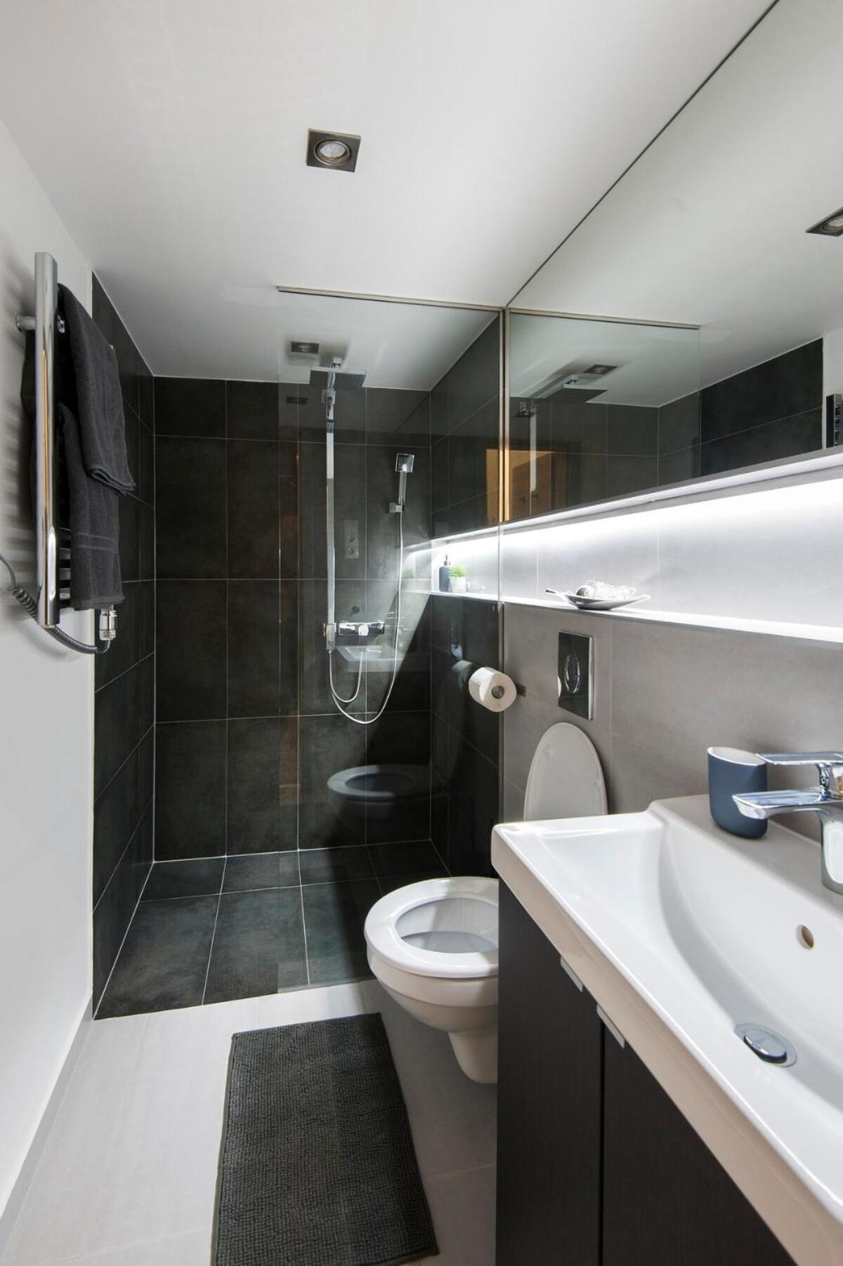 R76a With Ac Apartment
